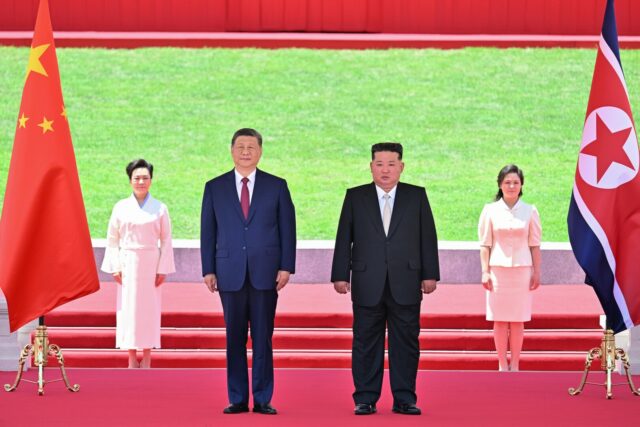 Čínsky Si Ťin-pching a Severokórejský Kim Čong-un sa stretli v Pchjongjangu | Newsfeed News
