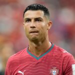 Cristiano Ronaldo odchádza z ihriska po prvom polčase počas futbalového zápasu v Houstone