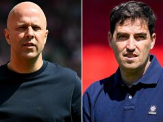 Ďalší manažér Liverpoolu NAŽIVO: Súprava rozhovorov Andoniho Iraolu, list Arnemu Slotovi, aktualizácia Pierra Sagea BOURNEMOUTH, ANGLICKO - 24. JANUÁRA: Hlavní tréneri Arne Slot z Liverpoolu a Andoni Iraola z Bournemouthu počas zápasu Premier League medzi Bournemouthom a Liverpoolom na Vitality Stadium 24. januára 2026 v anglickom Bournemouthe. (Foto: Robin Jones – AFC Bournemouth/AFC Bournemouth cez Getty Images)