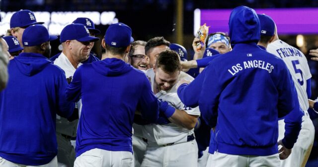 Dalton Rushing pomáha dosiahnuť divoké víťazstvo Dodgers nad Oriolesom
