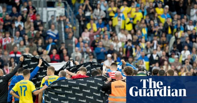 Dánsky stredopoliar Christian Eriksen skolaboval na ihrisku počas medzištátneho prípravného stretnutia | Christian Eriksen
