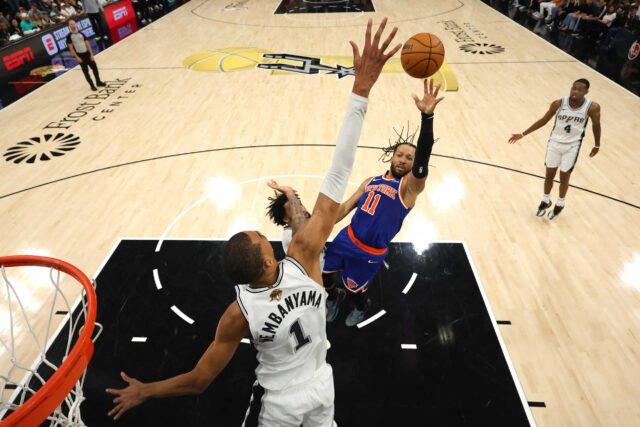 Karl-Anthony Towns Finálový zápas NBA 2 Spurs vs Knicks