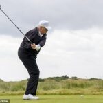 Donald Trump – sám vášnivý hráč golfu – zvážil plány „vrátiť“ loptičku