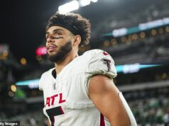 Drake London sa stal tretím najlepšie plateným prijímačom v NFL po dohode s Atlanta Falcons v hodnote 141 miliónov dolárov Atlanta Falcons sa dohodli na štvorročnom predĺžení zmluvy o 141 miliónov dolárov s Drake London