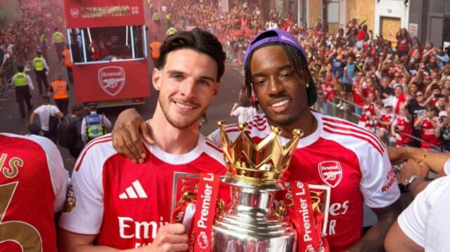 Declan Rice a Noni Madueke po porážke s PSG v Lige majstrov zaútočili proti Arsenalu.