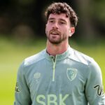 Marcos Senesi tento týždeň čaká na novinky z klubu a krajiny, keď sa Tottenham snaží spečatiť svoj prestup