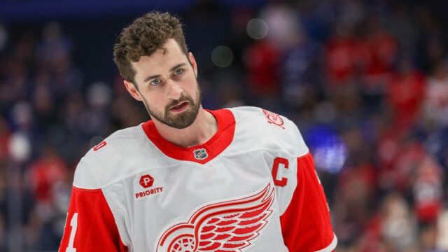 Dylan Larkin údajne žiada Red Wings o výmenu po suchu v play-off
