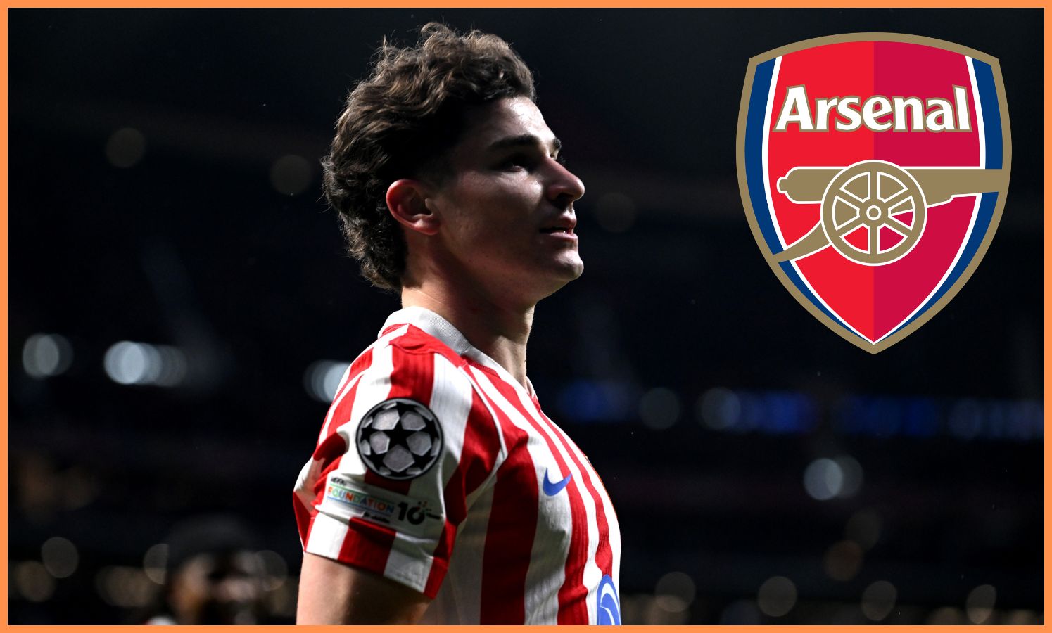 Julian Alvarez a logo Arsenalu