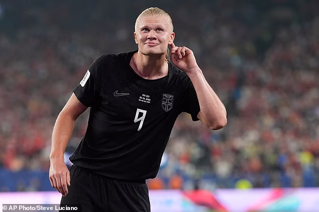 Erling Haaland zaznamenal ďalší zápas na majstrovstvách sveta, vďaka ktorému Nórsko vyhralo nad Senegalom 3:2