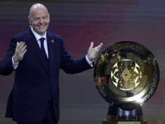 FIFA zavedie od roku 2027 prelomovú reguláciu prestupov Donald Trump a Gianni Infantino