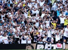 Fanúšikovia Tottenhamu fajčia v Premier League po druhýkrát po kvílení na sociálnych sieťach Fanúšikovia Tottenhamu Hotspur