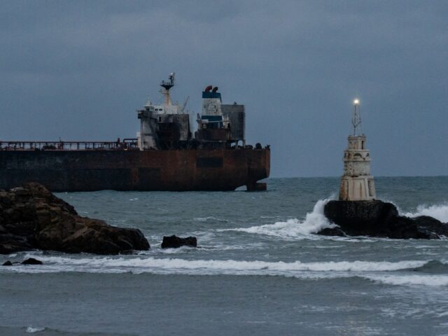 Francúzske námorníctvo s podporou Spojeného kráľovstva zachytilo ruský ropný tanker Francúzske námorníctvo s podporou Spojeného kráľovstva zachytilo ruský ropný tanker | Správy o vojne medzi Ruskom a Ukrajinou
