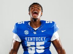 Futbalista Kentucky Nic Smith zomrel vo veku 20 rokov, nenaznačila žiadnu nečestnú hru Futbalista Kentucky Nic Smith zomrel vo veku 20 rokov, nenaznačila žiadnu nečestnú hru