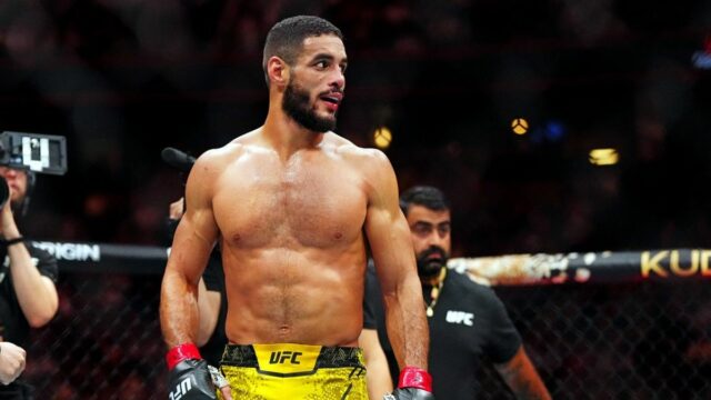 Gabriel Bonfim zostáva horúci na UFC Fight Night, poráža Belala 13. júla 2024; Denver, Colorado, USA; Gabriel Bonfim (červené rukavice) reaguje po svojom zápase proti Ange Loosa (modré rukavice) počas UFC Fight Night v Ball Arene. Povinný kredit: Ron Chenoy-Imagn Images