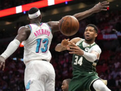 Giannis and the Bucks musia teraz ukončiť túto nepríjemnú obchodnú situáciu Giannis and the Bucks musia teraz ukončiť túto nepríjemnú obchodnú situáciu