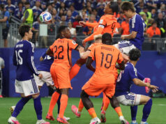 Holandsko a Japonsko kombinujú 4 góly v trileri 2-2 Holandsko a Japonsko kombinujú 4 góly v trileri 2-2