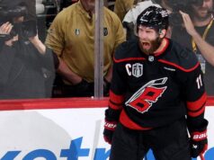 Hurricanes porazili Golden Knights v 5. zápase a ujali sa vedenia 3:2 vo finále Stanley Cupu Hurricanes porazili Golden Knights v 5. zápase a ujali sa vedenia 3:2 vo finále Stanley Cupu