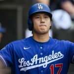 Hviezda Dodgers Shohei Ohtani sa po dni voľna vracia s ranou