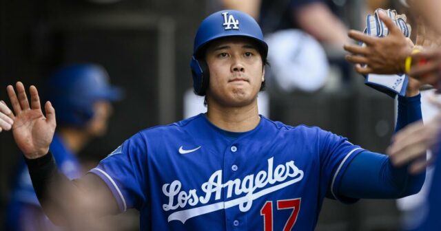 Hviezda Dodgers Shohei Ohtani sa po dni voľna vracia s Hviezda Dodgers Shohei Ohtani sa po dni voľna vracia s ranou