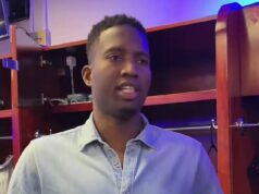 Hviezda MLB bola nútená opustiť hru po zranení loptou vyhodenou z tribúny Obranca tímu Blue Jays Jesus Sanchez opustil zápas predčasne po tom, čo ho zasiahla lopta hodená fanúšikom