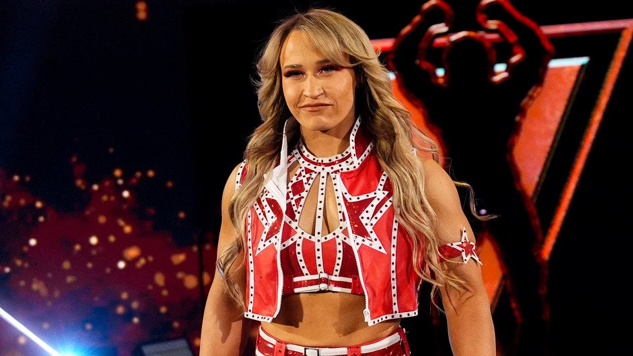 Hviezda WWE Jordynne Grace varuje votrelcov, že má „sedem psov a zbraň“