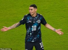 Hviezda majstrovstiev sveta prelomila mlčanie po tom, čo sa stala prvým hráčom, ktorý bol vylúčený za to, že si pri rozhovore s rivalom zakrýval ústa Miguel Almiron bol vylúčený za zakrytie úst pri výmene názorov s konkurenčným hráčom