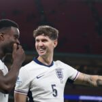 Marc Guehi a John Stones