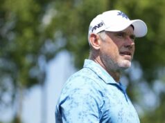 Ian Poulter, Lee Westwood platia pokuty, ale Ryder Cup je stále v nedohľadne 22. augusta 2025; Detroit, Michigan, USA; Lee Westwood z Majesticks GC kráča po ihrisku počas štvrťfinále LIV Golf Michigan Team Championship v The Cardinal v Saint John's Resort. Povinný kredit: Aaron Doster-Imagn Images