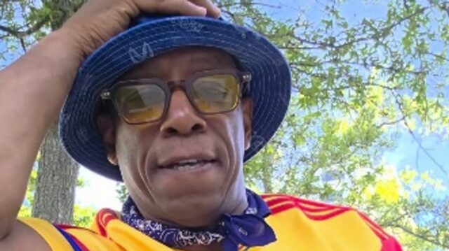 Ian Wright načrie do FIFA a „World Cup of chaos“ Ian Wright vo svojom videu na Instagrame