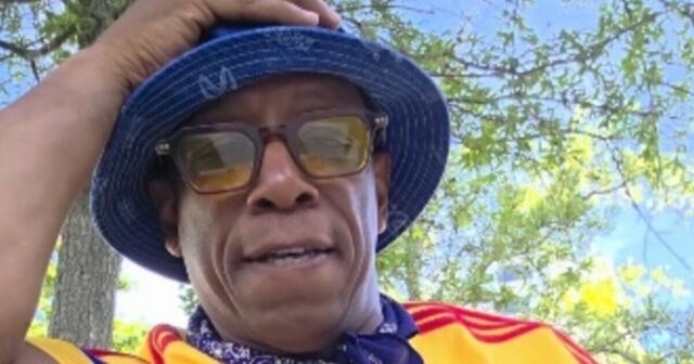 Ian Wright po najnovšom odmietnutí vstupu odsúdil „Svetový pohár chaosu“ Ian Wright po najnovšom odmietnutí vstupu odsúdil „Svetový pohár chaosu“ | Futbal | Šport
