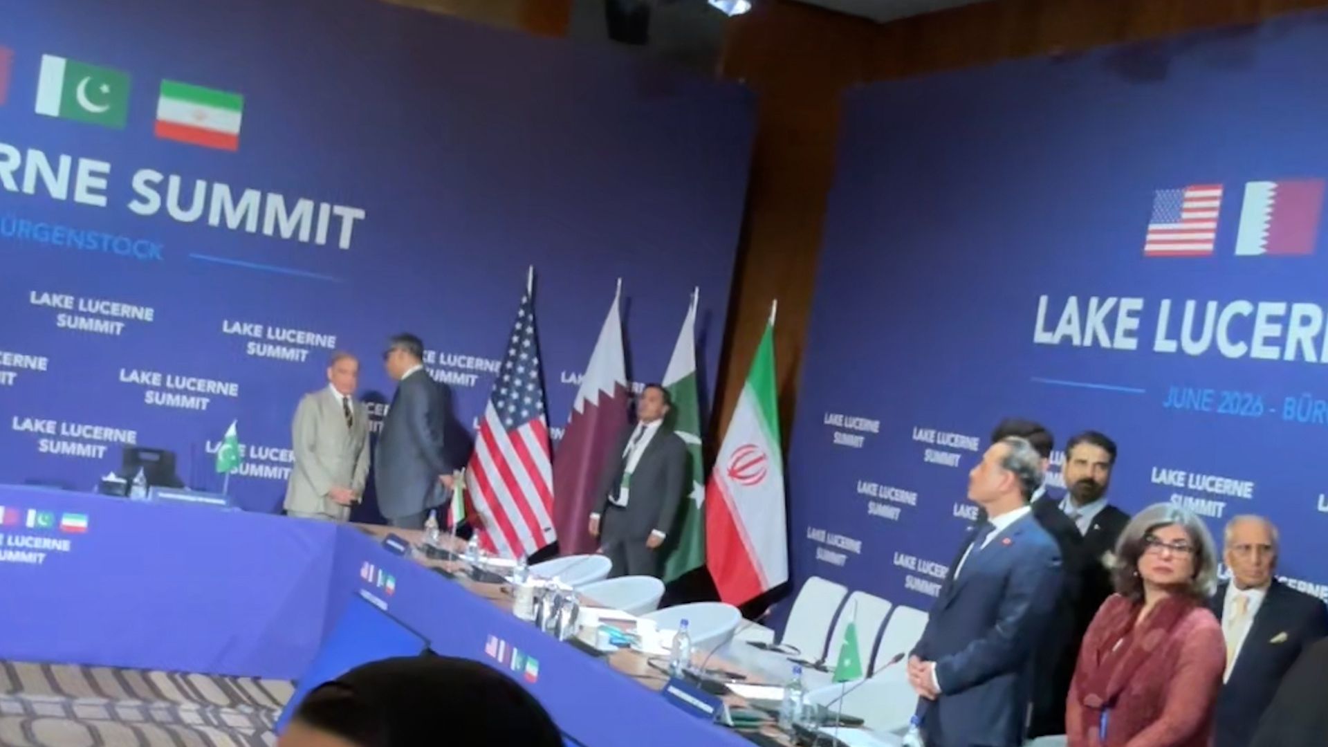 Irán a USA začínajú historické mierové rozhovory so 60-dňovým plánom | Správy