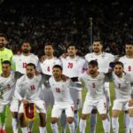 TEHERÁN, IRÁN - 25. marca: Hráči Iránu pózujú na tímovej fotografii pred zápasom A-skupiny ázijskej kvalifikácie majstrovstiev sveta vo futbale 2026 medzi Iránom a Uzbekistanom na štadióne Azadi 25. marca 2025 v iránskom Teheráne. (Foto: Fatemeh Bahrami/Anadolu cez Getty Images)