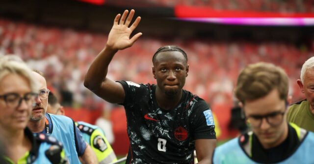 Ismael Kone vydal vyhlásenie po tom, čo hrubé zranenie zastavilo zápas majstrovstiev sveta | Futbal | Šport
