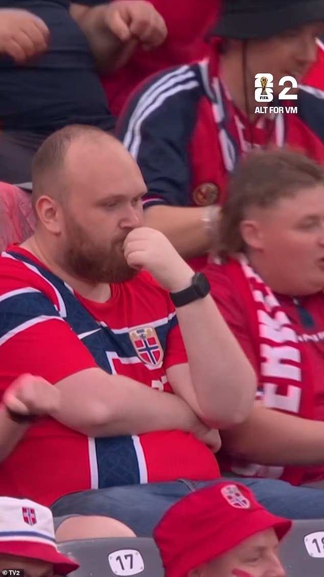 Nórsky futbalový fanúšik sa odmietol zúčastniť na virálnom Viking Row svojho tímu