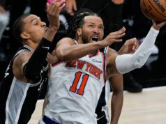 Jalen Brunson z Knicks má v prvej štvrtine finále NBA strach zo zranení Jalen Brunson z Knicks má v prvej štvrtine finále NBA strach zo zranení