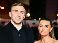 Jarrod Bowen riskuje, že zničí Daniho Dyera, keď zasvätenec hovorí o prestupe Tottenhamu a Man Utd Dani Dyer a Jarrod Bowen si spolu užili romantický valentínsky víkend