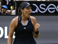 Jessica Pegula porazila Arynu Sabalenkovú a dostala sa do finále Berlin Open Jessica Pegula z USA oslavuje víťazstvo v semifinálovom zápase ženskej dvojhry proti Bieloruske Aryne Sabalenkovej na turnaji WTA500 Berlin Tennis Open v Berlíne 20. júna 2026. Pegula vyhrala 4:6, 7:6, 0:6.
