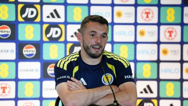 John McGinn opätuje kritiku "slabého" Škótska po tom, čo bol Škótsko vytiahlo priateľské stretnutie s Nórskom, čo viedlo k nahnevanej reakcii