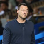 Bývalý kapitán Anglicka John Terry (na snímke) navrhol, aby sa 11 z anglickej reprezentácie majstrovstiev sveta na turnaji nezúčastnilo.