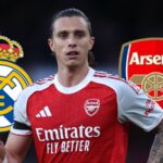 Jose Mourinho a Florentino Perez reagujú po tom, čo sa dozvedeli, že Arsenal chce za Riccarda Calafioriho 80 miliónov eur