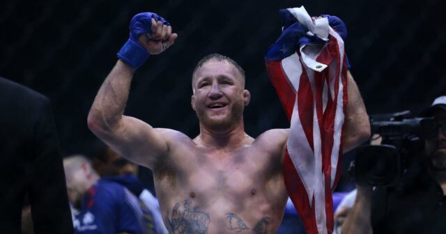 Justin Gaethje dostal po UFC Freedom 250 dlhý zdravotný trest Justin Gaethje dostal po UFC Freedom 250 dlhý zdravotný trest