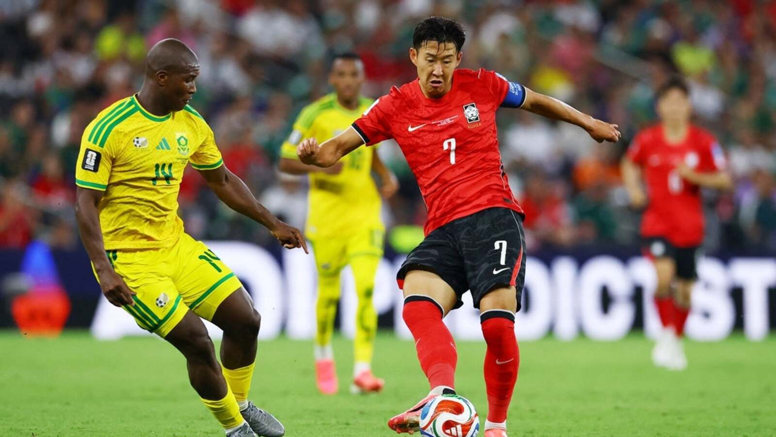 Južná Kórea ľutuje „nesprávne rozhodnutie“, keď kapitán Son Heung-Min prehral