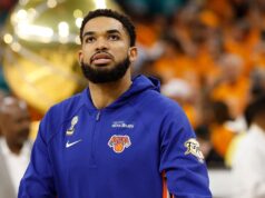 Karl-Anthony Towns nesúhlasí s trénerom pri prehre vo finále NBA Karl-Anthony Towns nesúhlasí s trénerom pri prehre vo finále NBA