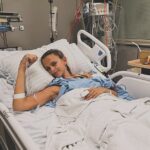 Kellie Finlayson (na obrázku) pokračuje v boji proti rakovine štvrtého štádia
