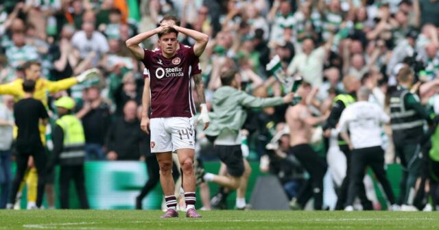 Keltský trest za inváziu Hearts na ihrisku s rozhodnutím o Keltský trest za inváziu Hearts na ihrisku s rozhodnutím o zrážke bodov | Futbal | Šport