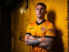 Kieran Trippier zvažuje ukončenie zmluvy s Wolves po šokovom prepustení Roba Edwardsa Kieran Trippier zvažuje ukončenie zmluvy s Wolves po šokovom prepustení Roba Edwardsa