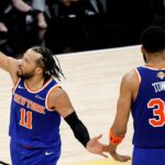 Knicks vedie vo finále NBA nad Spurs 2:0 po trestnom hode Jalena Brunsona