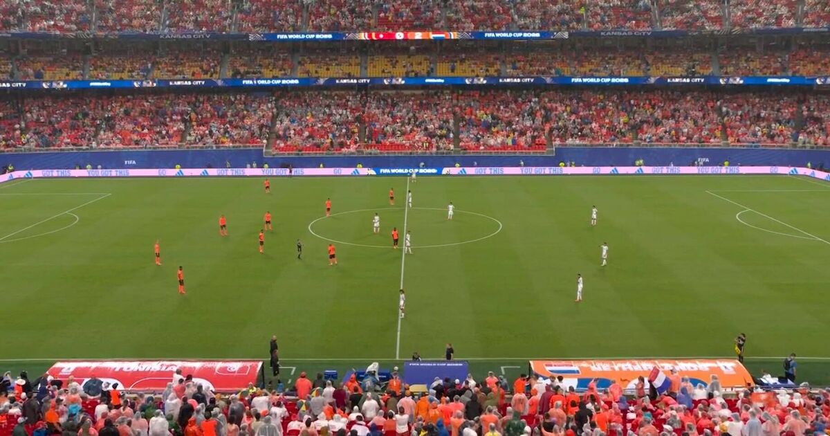 Komentátor BBC sa zastavuje, že „je to neprijateľné“ | Futbal | Šport