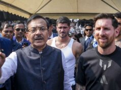 Kontroverzia Lionel Messi GOAT Tour — Polícia opäť predvolala bývalého ministra športu WB Aroopa Bisa Kontroverzia Lionel Messi GOAT Tour — Polícia opäť predvolala bývalého ministra športu WB Aroopa Bisa