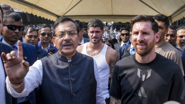 Kontroverzia Lionel Messi GOAT Tour — Polícia opäť predvolala bývalého Kontroverzia Lionel Messi GOAT Tour — Polícia opäť predvolala bývalého ministra športu WB Aroopa Bisa